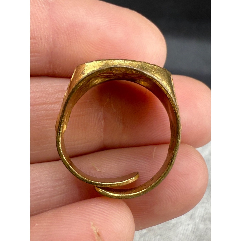 Vintage Junior Stewardess Ring Gold Tone Adjustable Size 7 - Picture 3 of 7